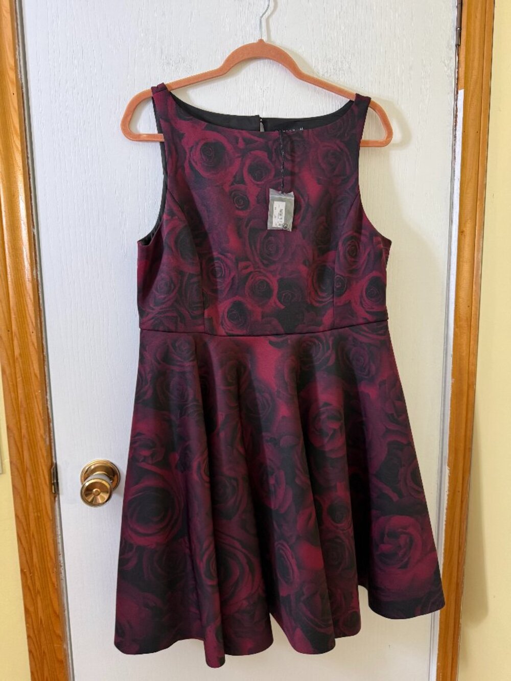 NWT RW&CO Elle Burgundy Rose Fit And Flare Dress Size 14 - Picture 2 of 5